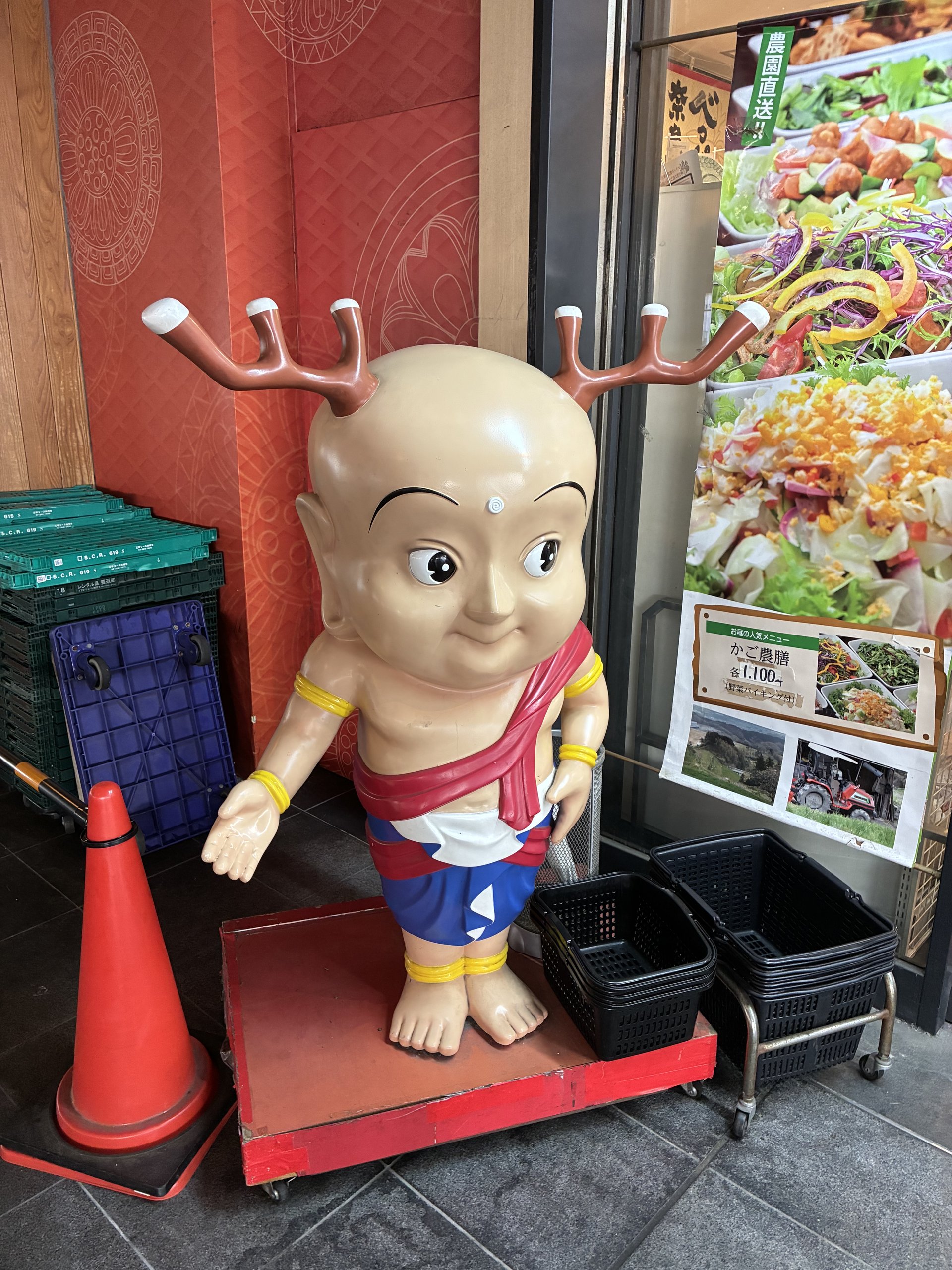 奈良のせんとくん・浮見堂帰り道