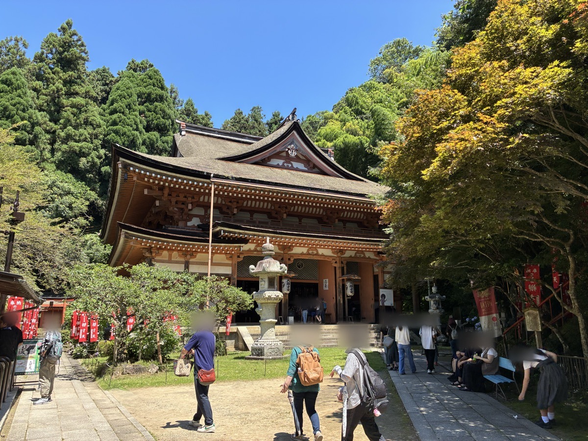 宝厳寺の本堂(写真左側が御朱印の受付)