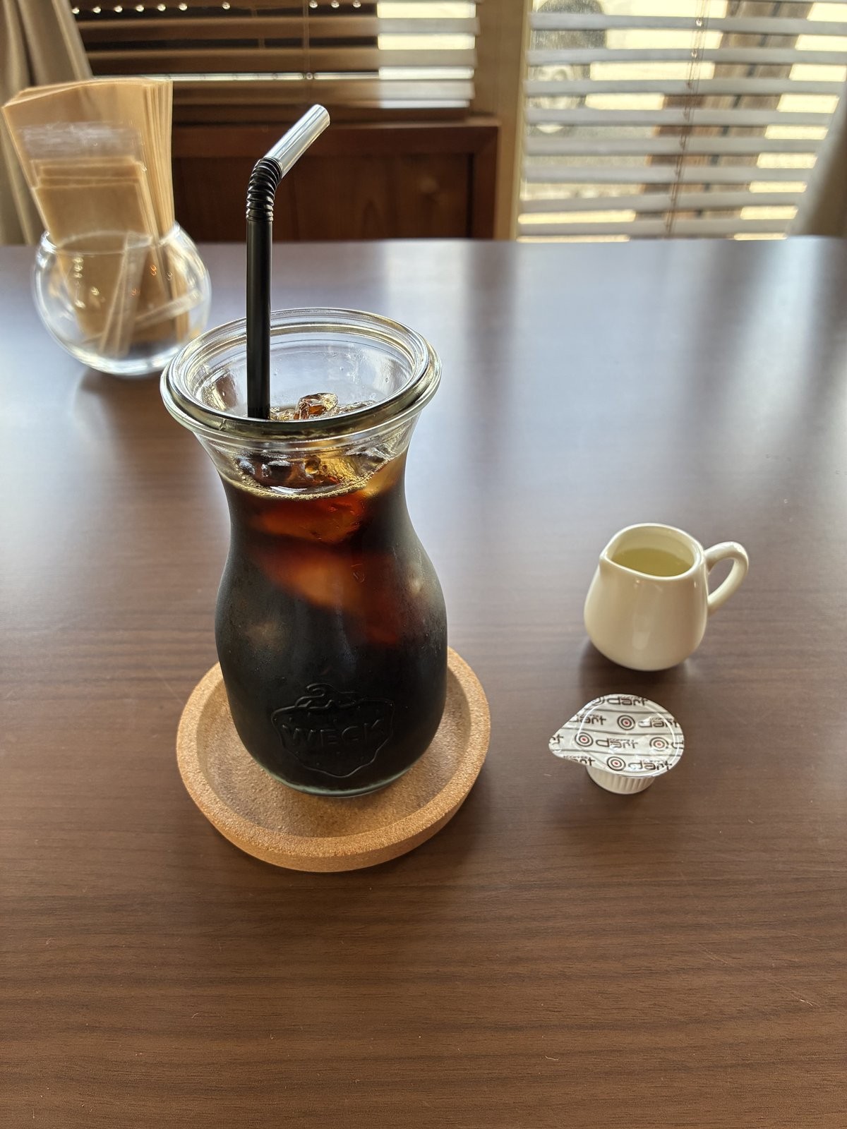 道成寺駅近くの店で飲んだアイスコーヒー