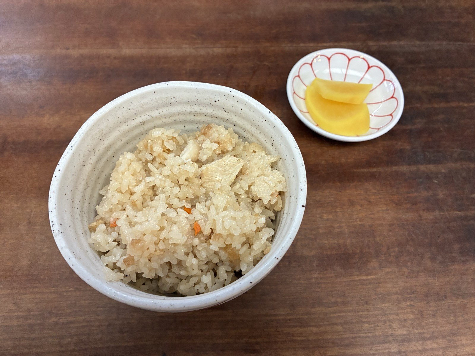 かやくごはん(中)400円